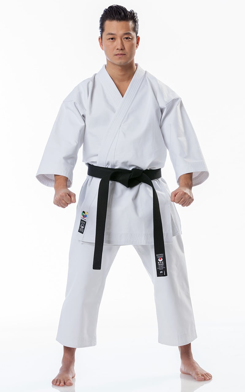 140-200 WEIß Tokaido KARATEANZUG TSUNAMI SILBER Werbefrei Gi Karate 12 OZ. 